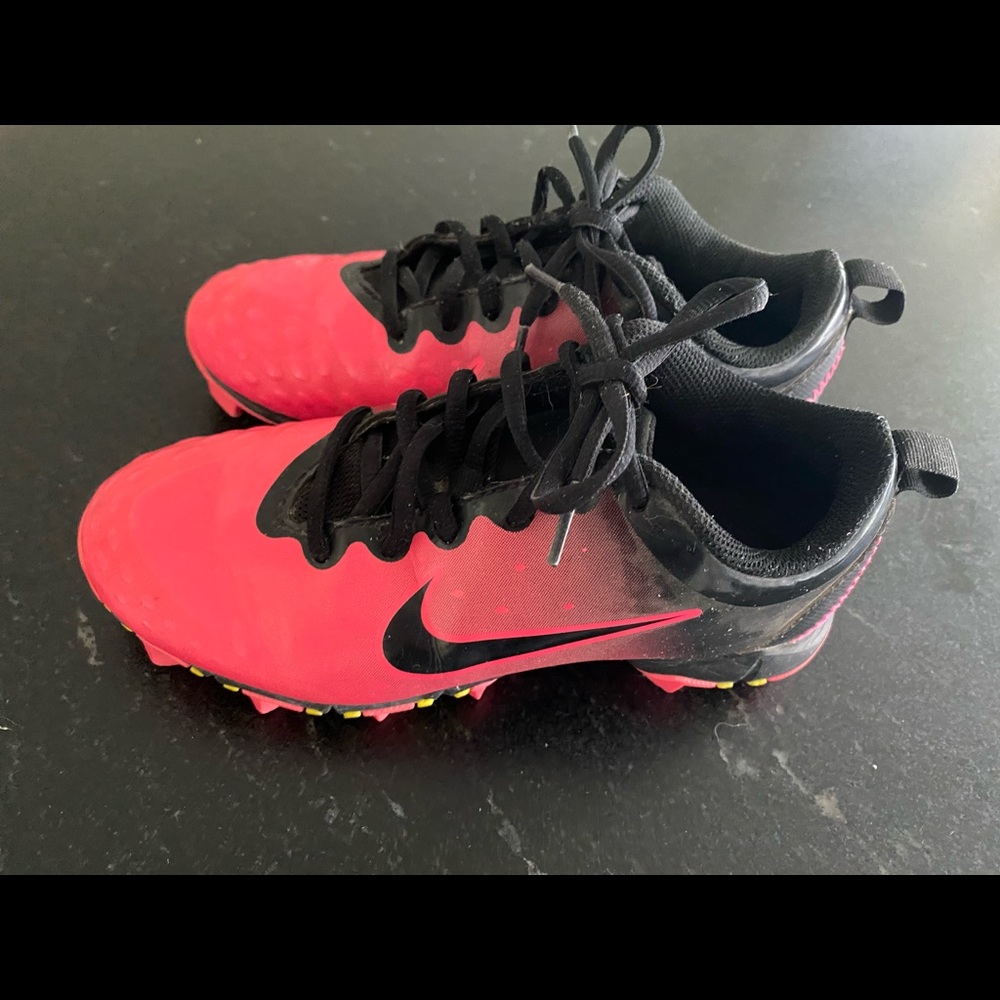 Girls Nike Softball Cleats